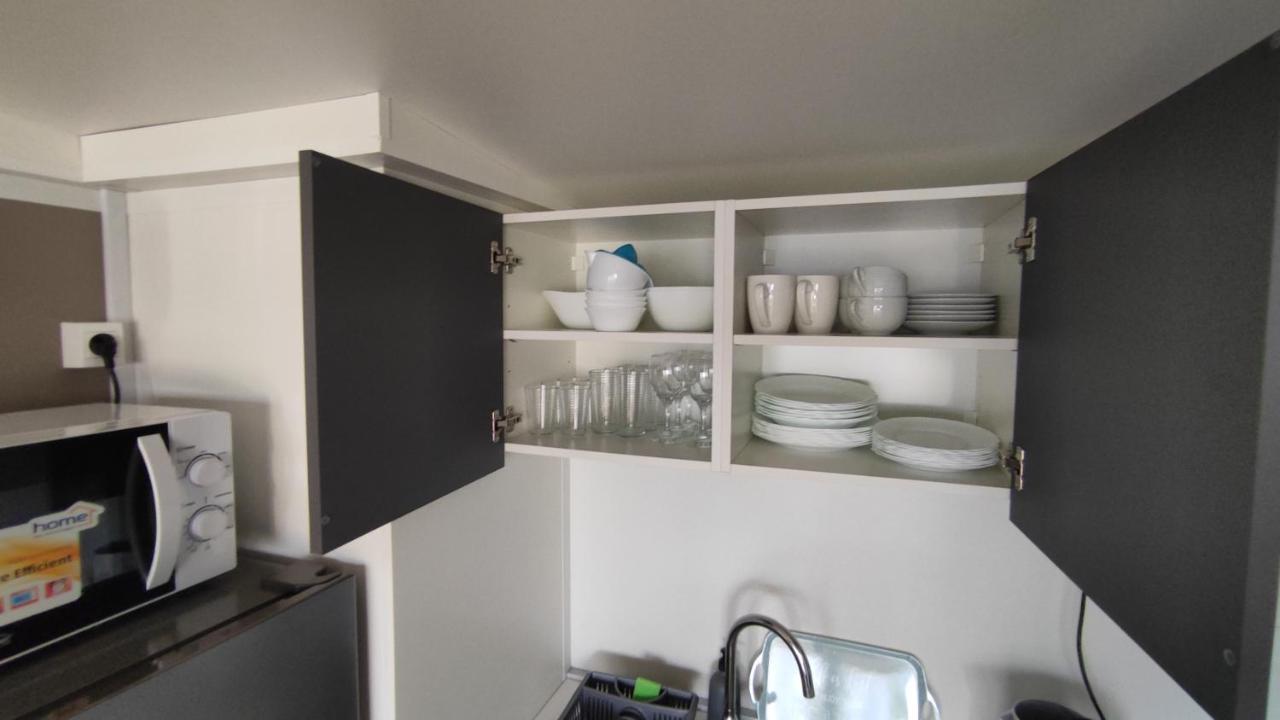 New Adria Mobile Home - Camp Vala Orebic Bagian luar foto